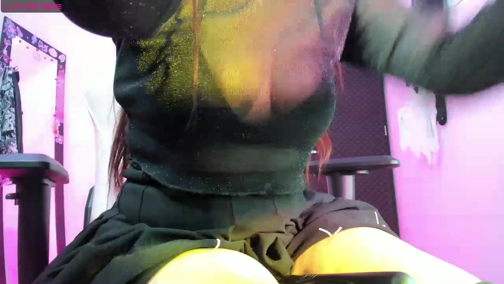 Gallery image thumbnail from Emoon's myfreecams stream on, 04/30/2023, 12:37 image 14 of 20
