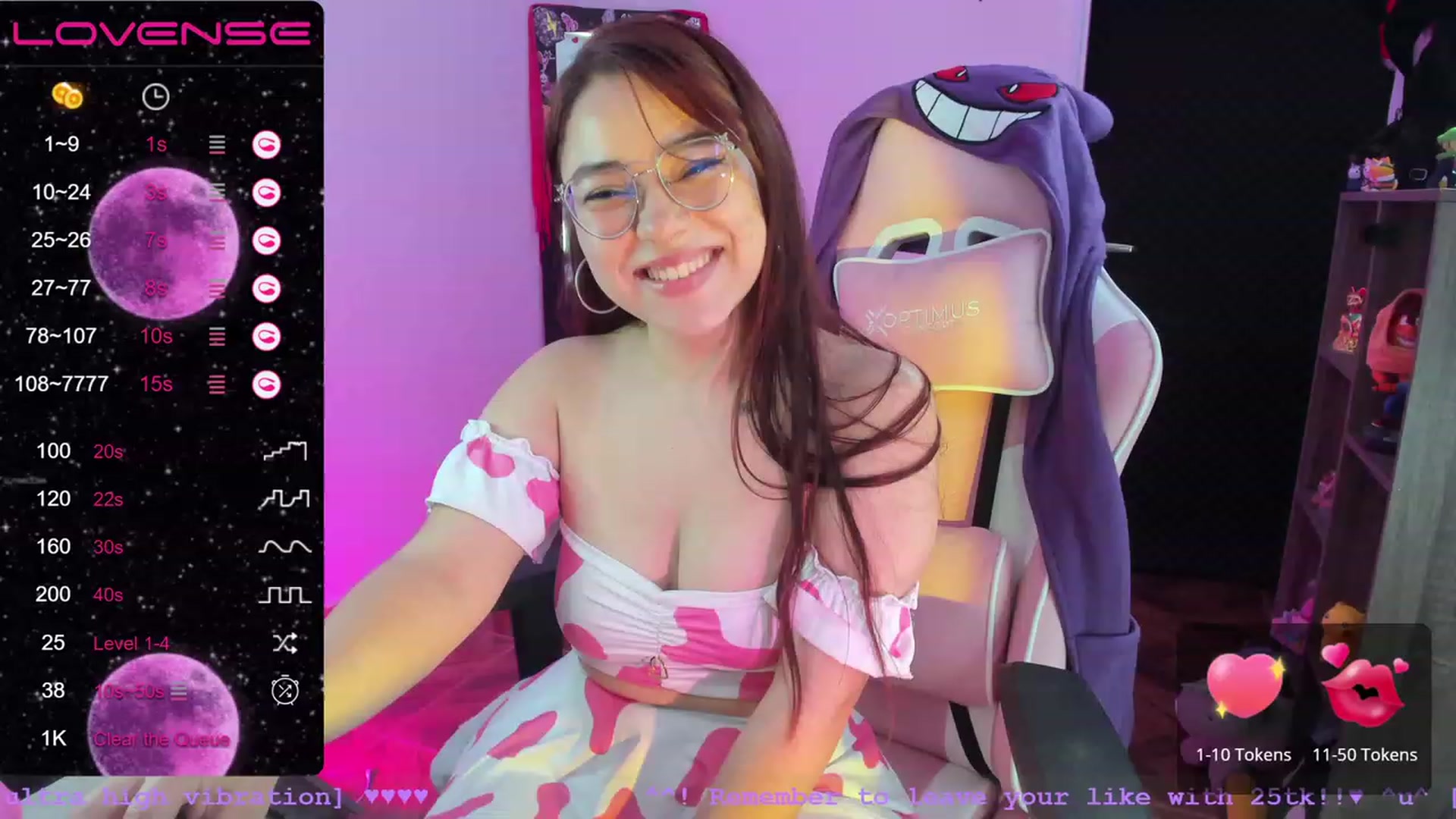 Gallery image thumbnail from Emoon's myfreecams stream on, 06/11/2023, 13:05 image 12 of 20