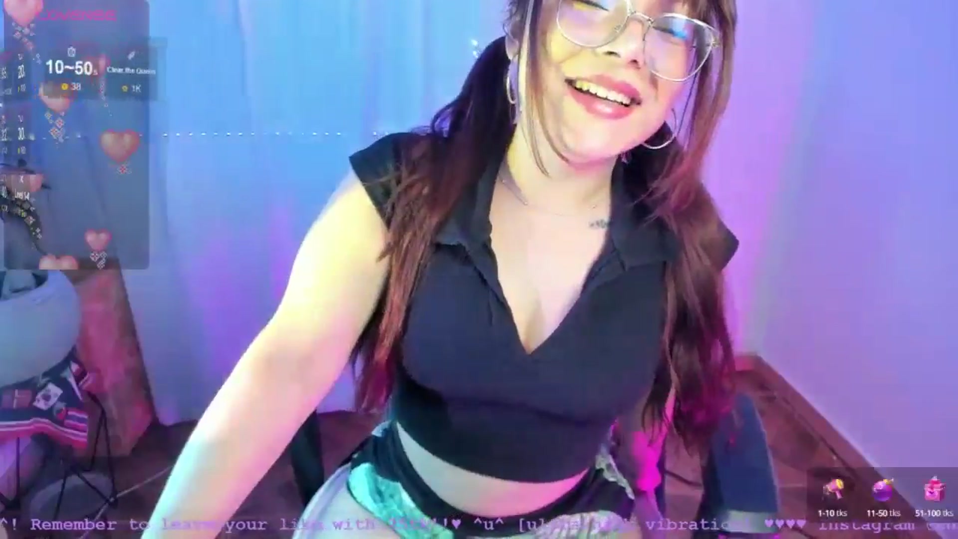 Gallery image thumbnail from Emoon's myfreecams stream on, 08/04/2024, 11:28 image 12 of 20