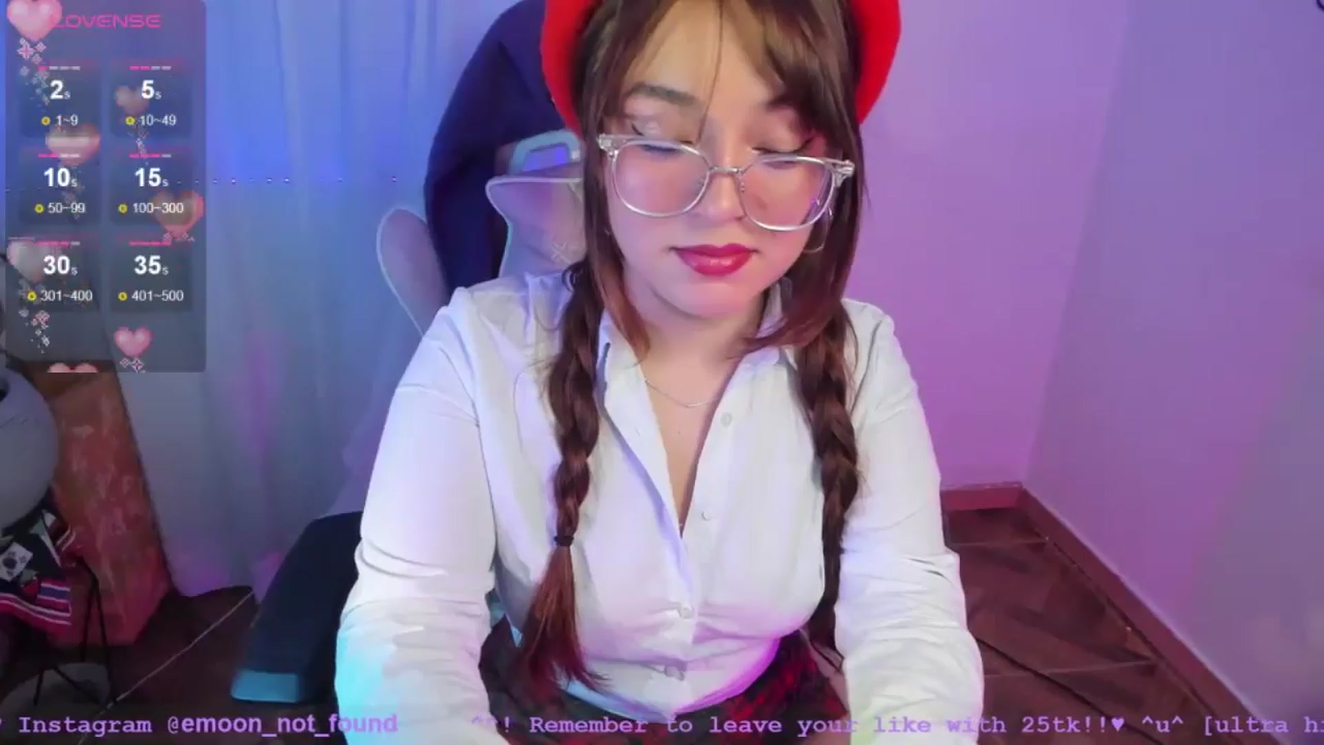 Gallery image thumbnail from Emoon's myfreecams stream on, 08/05/2024, 10:10 image 4 of 20