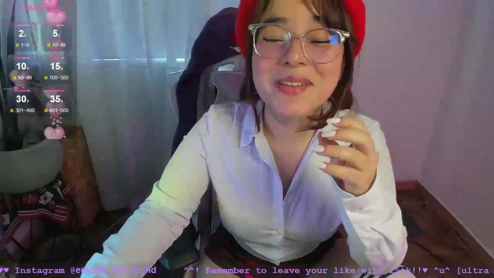 Gallery image thumbnail from Emoon's myfreecams stream on, 08/05/2024, 11:52 image 11 of 20