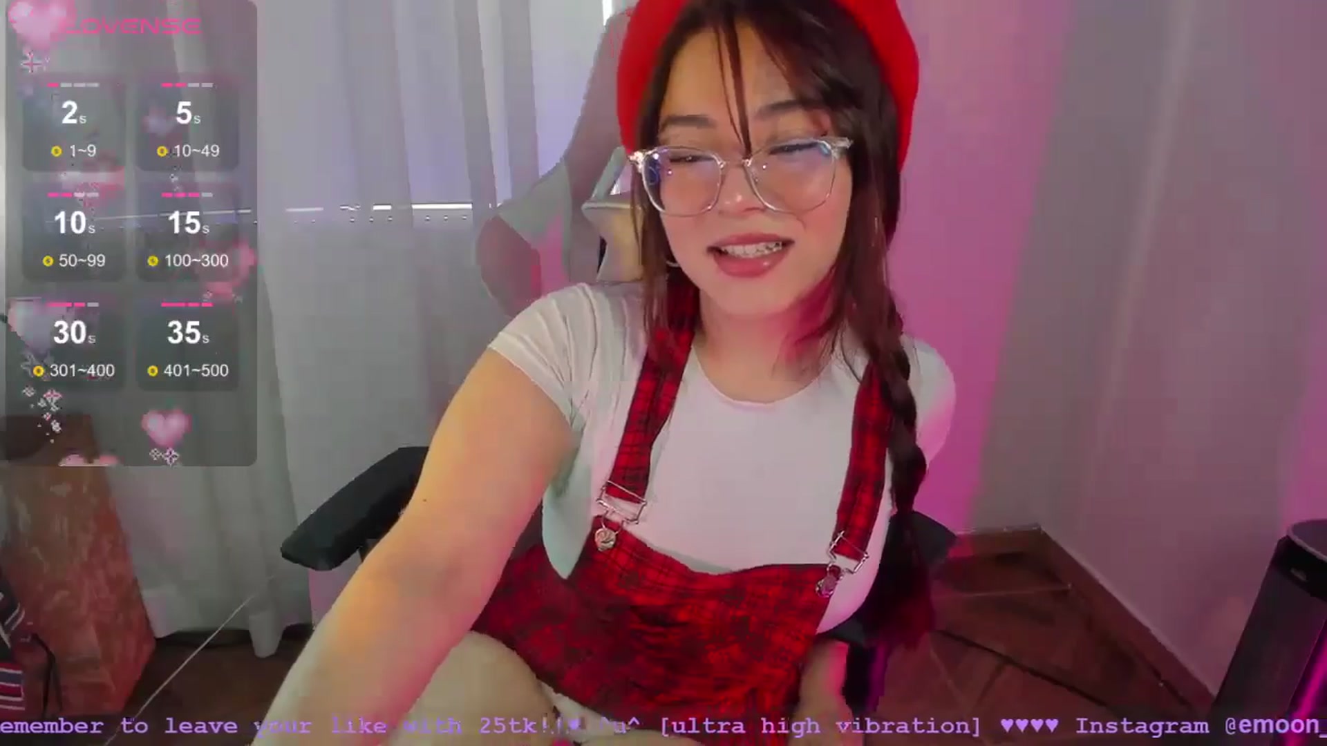 Gallery image thumbnail from Emoon's myfreecams stream on, 08/27/2024, 13:35 image 2 of 20