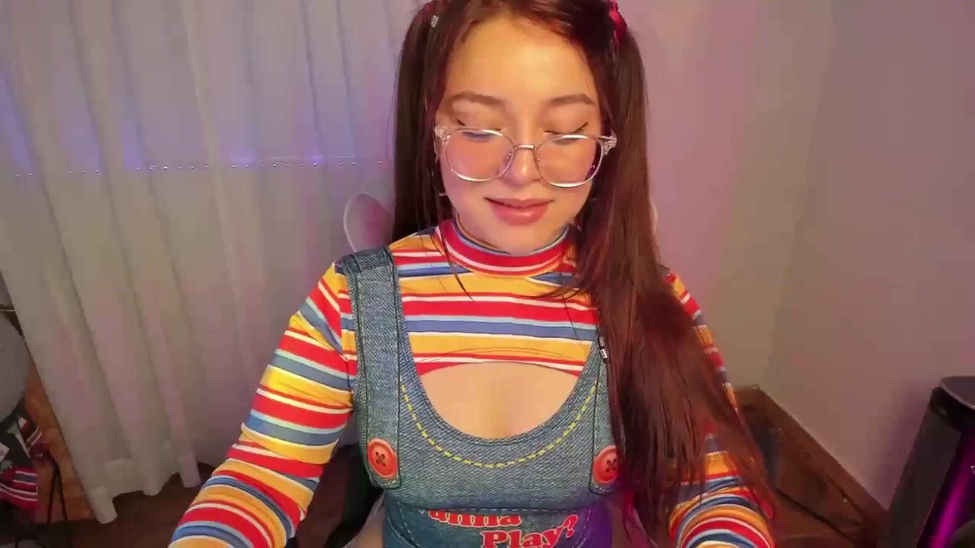 Gallery image thumbnail from Emoon's myfreecams stream on, 10/15/2024, 11:08 image 10 of 20