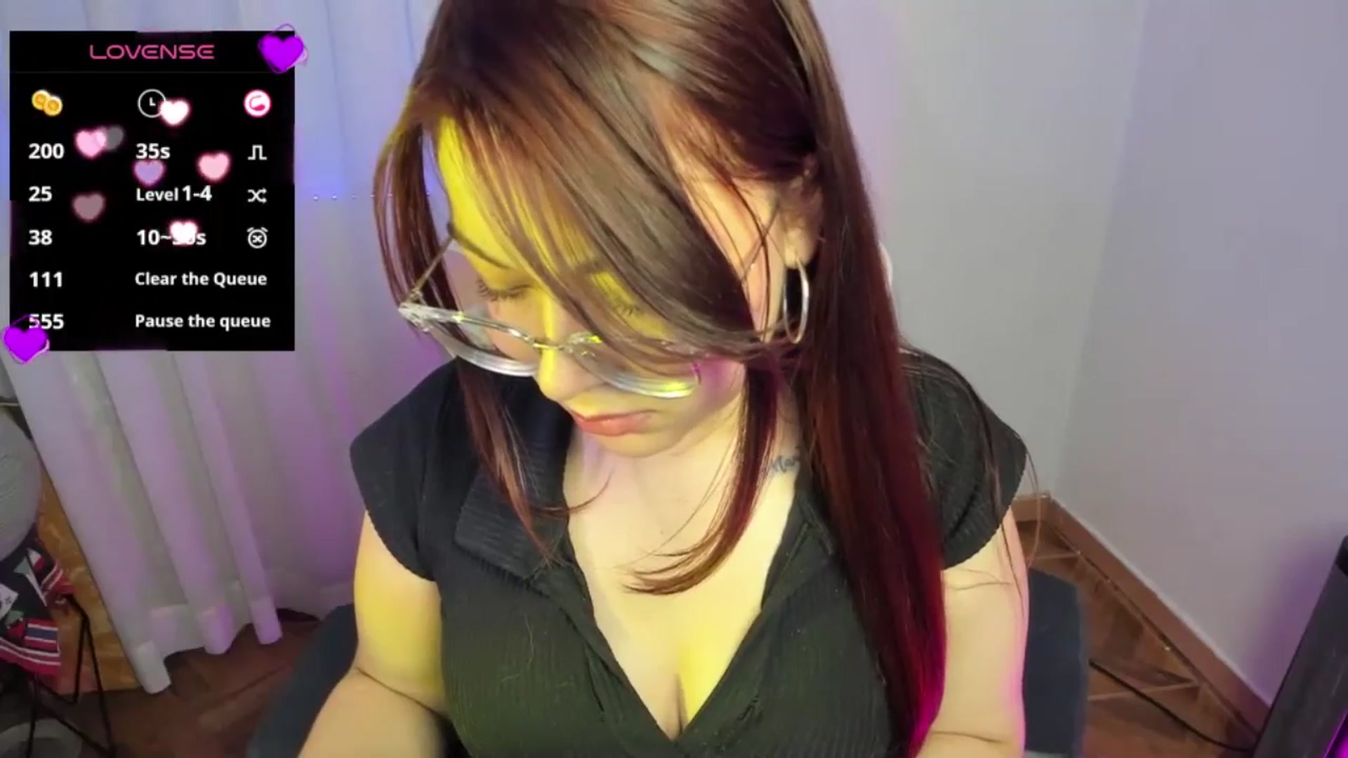 Gallery image thumbnail from Emoon's myfreecams stream on, 10/16/2024, 09:57 image 16 of 20