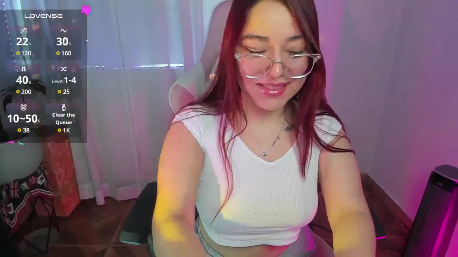 Gallery image thumbnail from Emoon's myfreecams stream on, 05/14/2025, 19:08 image 16 of 20
