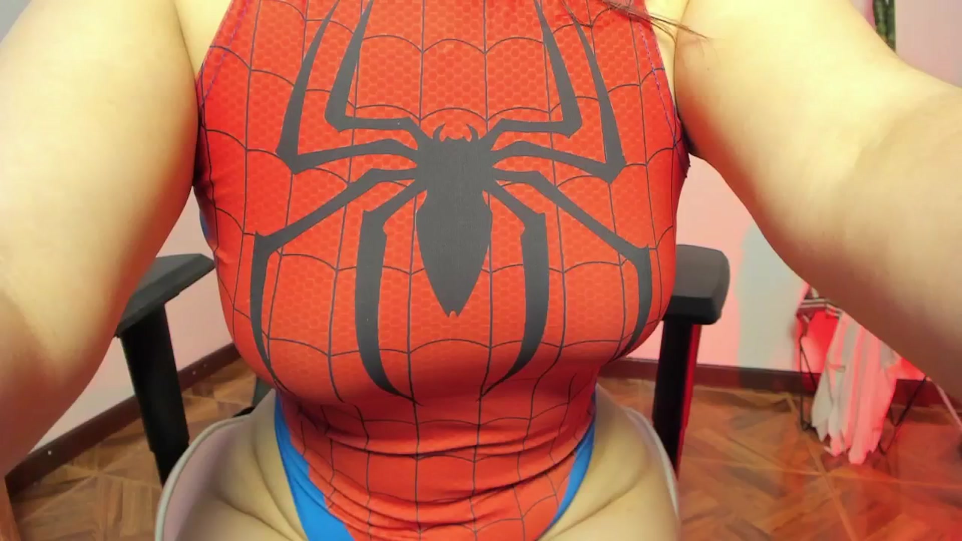 Gallery image thumbnail from Emoon's myfreecams stream on, 10/05/2025, 16:31 image 19 of 20