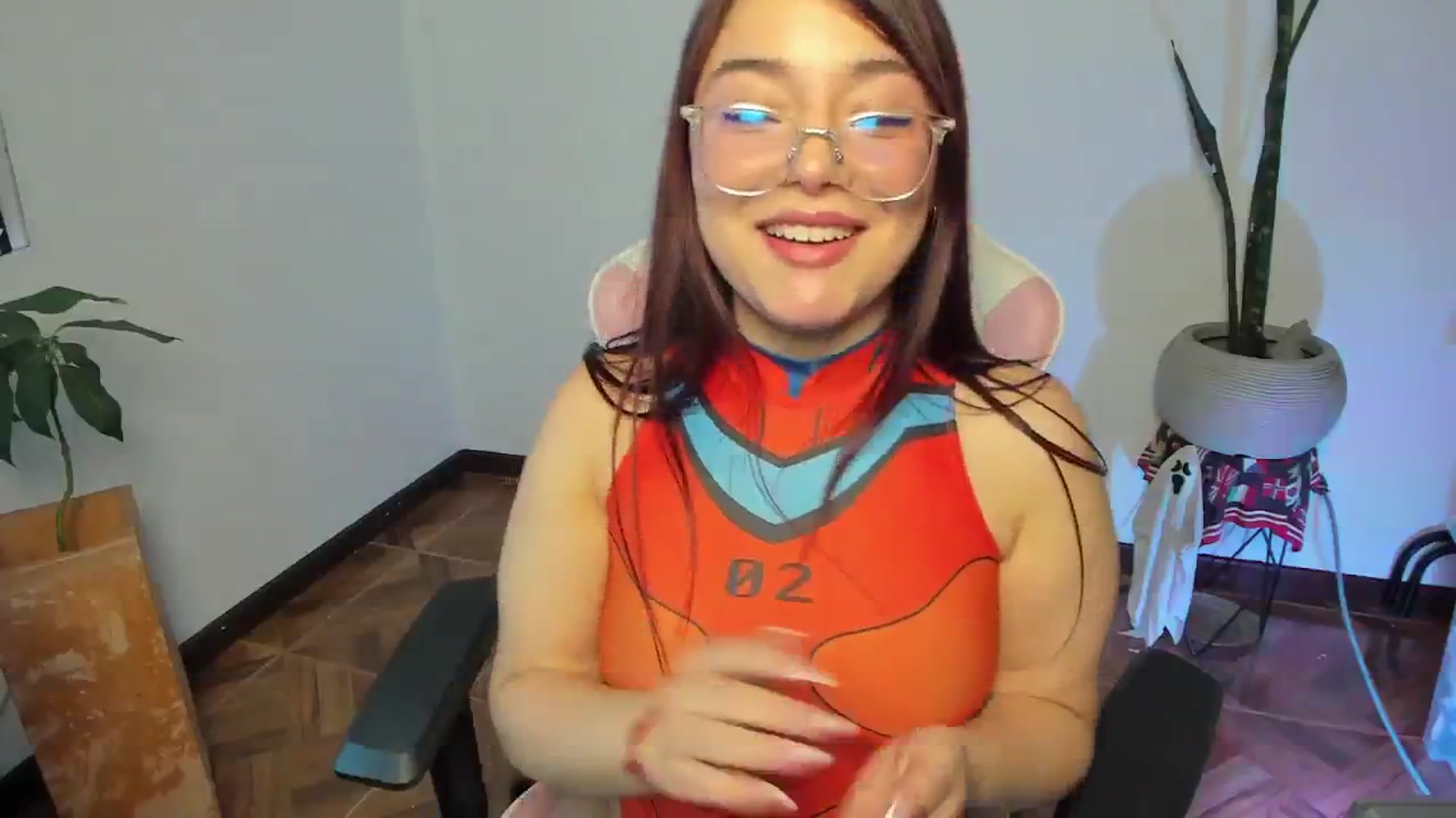 Gallery image thumbnail from Emoon's myfreecams stream on, 10/07/2025, 15:07 image 3 of 20