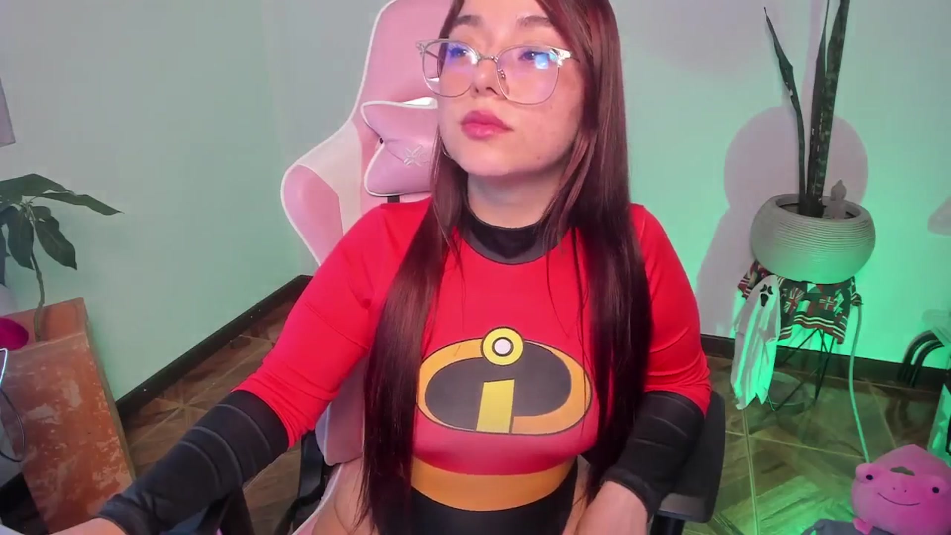 Gallery image thumbnail from Emoon's myfreecams stream on, 10/12/2025, 17:22 image 4 of 20