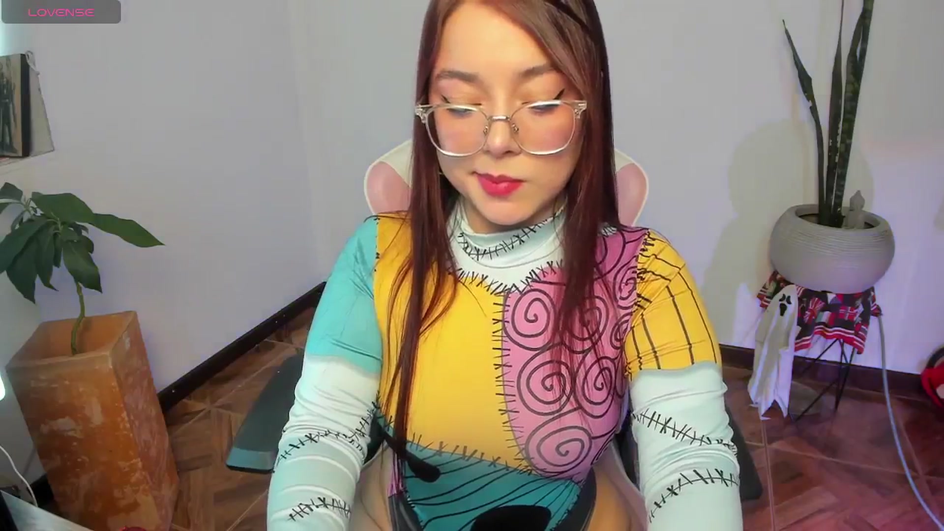 Gallery image thumbnail from Emoon's myfreecams stream on, 10/21/2025, 16:39 image 15 of 20