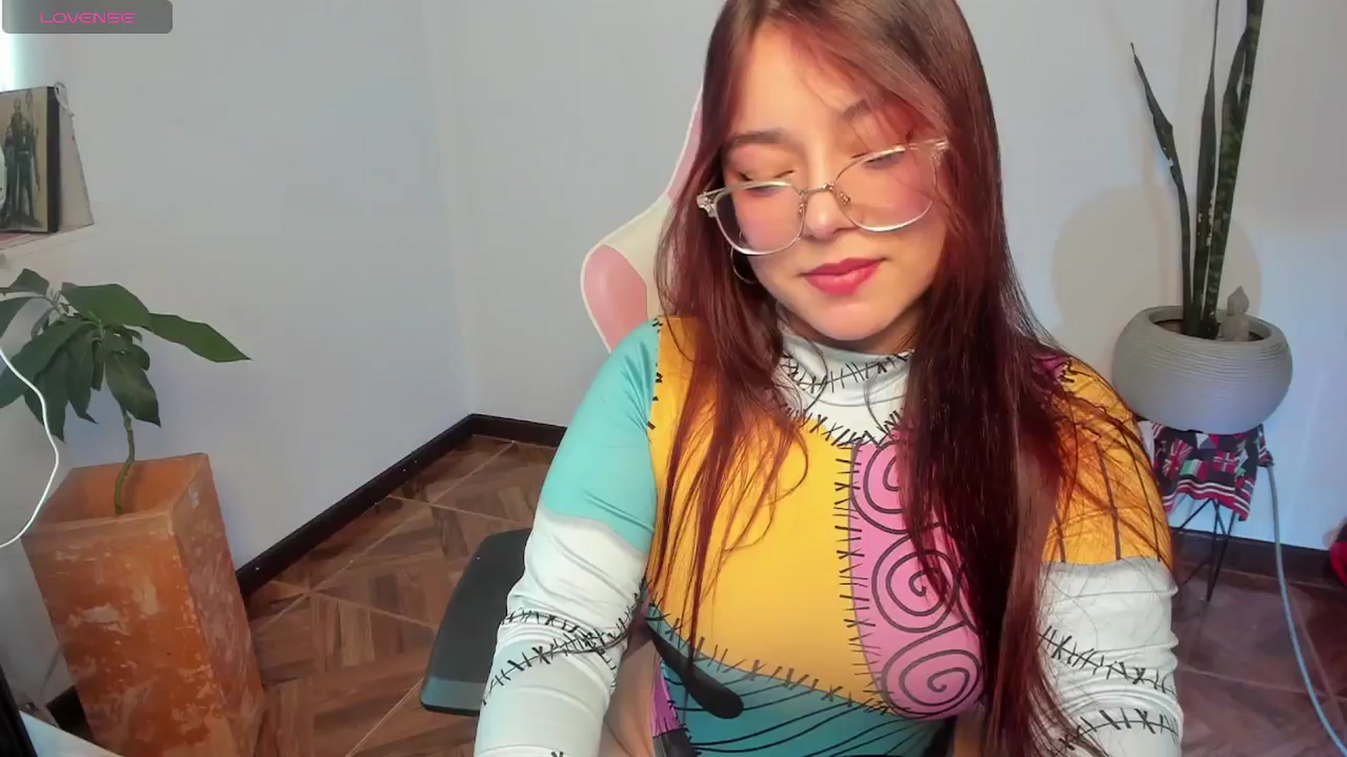 Gallery image thumbnail from Emoon's myfreecams stream on, 10/21/2025, 16:39 image 1 of 20