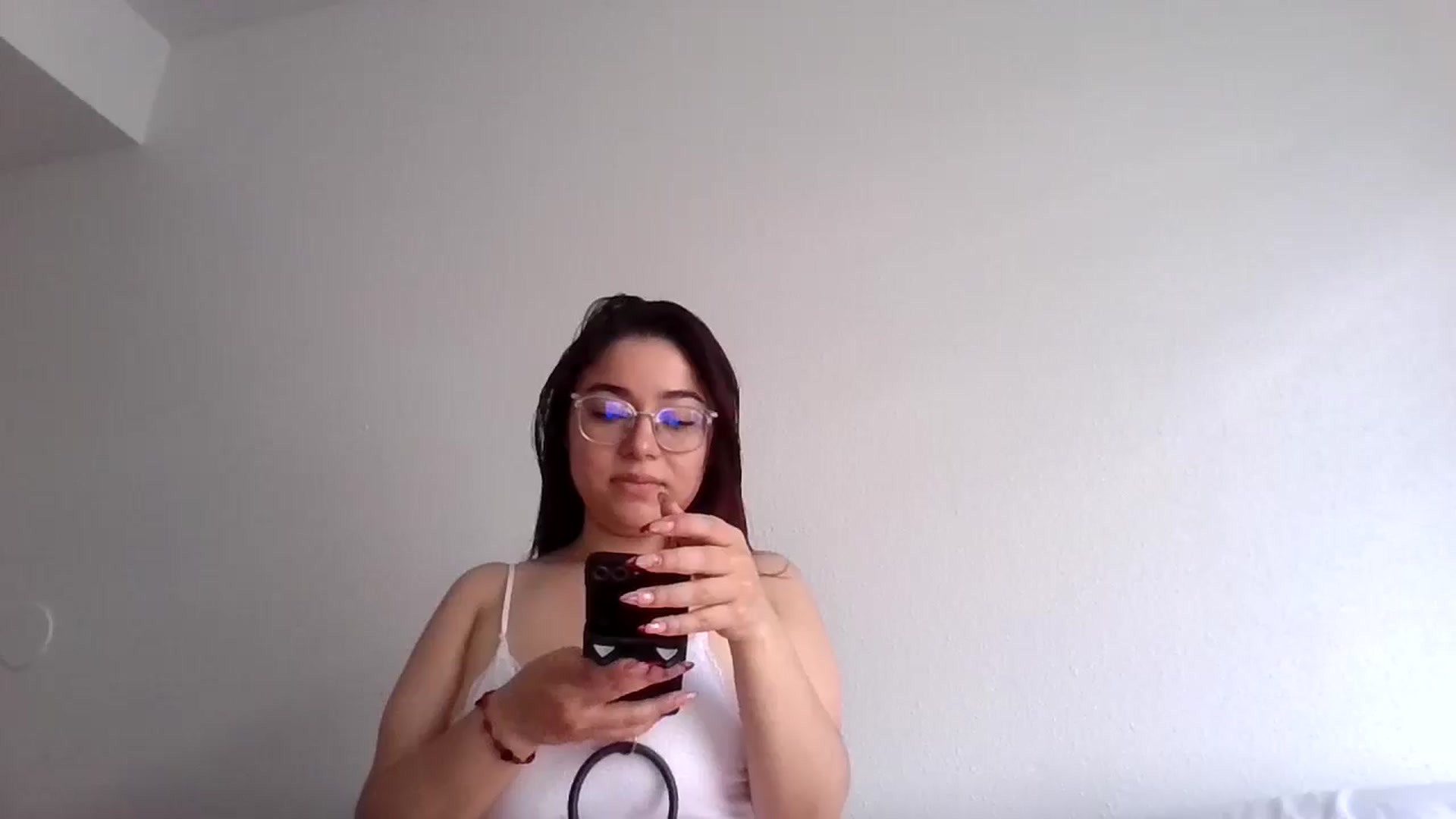 Gallery image thumbnail from Emoon's myfreecams stream on, 02/09/2026, 18:50 image 10 of 20
