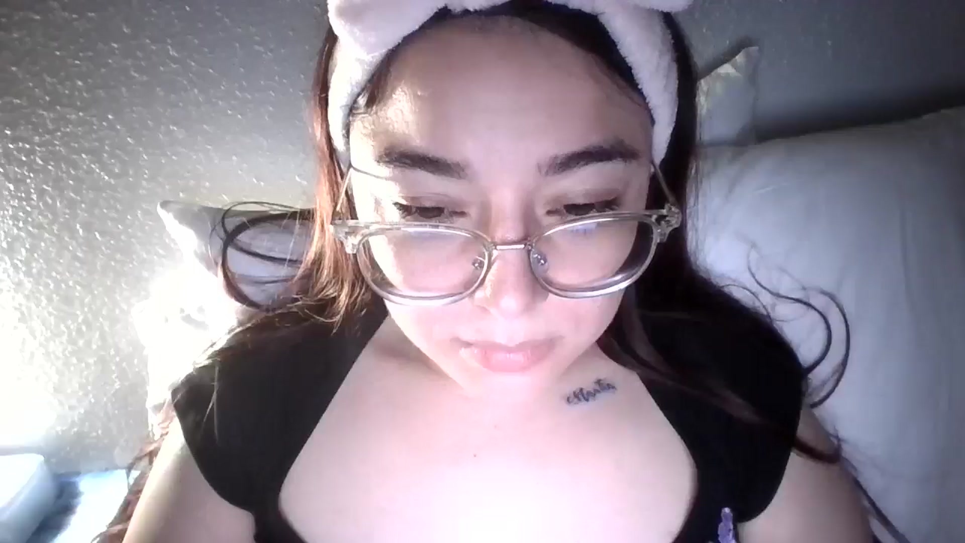 Gallery image thumbnail from Emoon's myfreecams stream on, 02/12/2026, 10:33 image 15 of 20