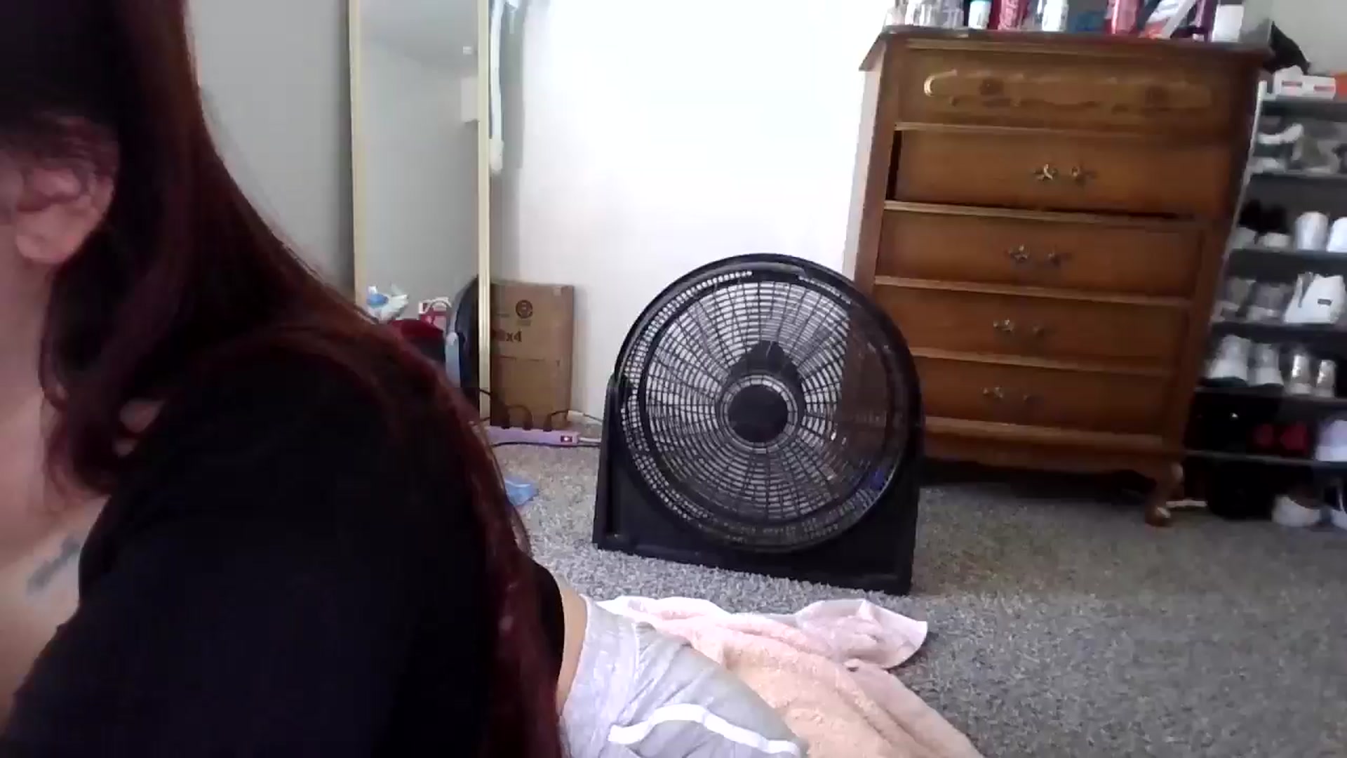 Gallery image thumbnail from Emoon's myfreecams stream on, 04/28/2026, 21:37 image 1 of 20