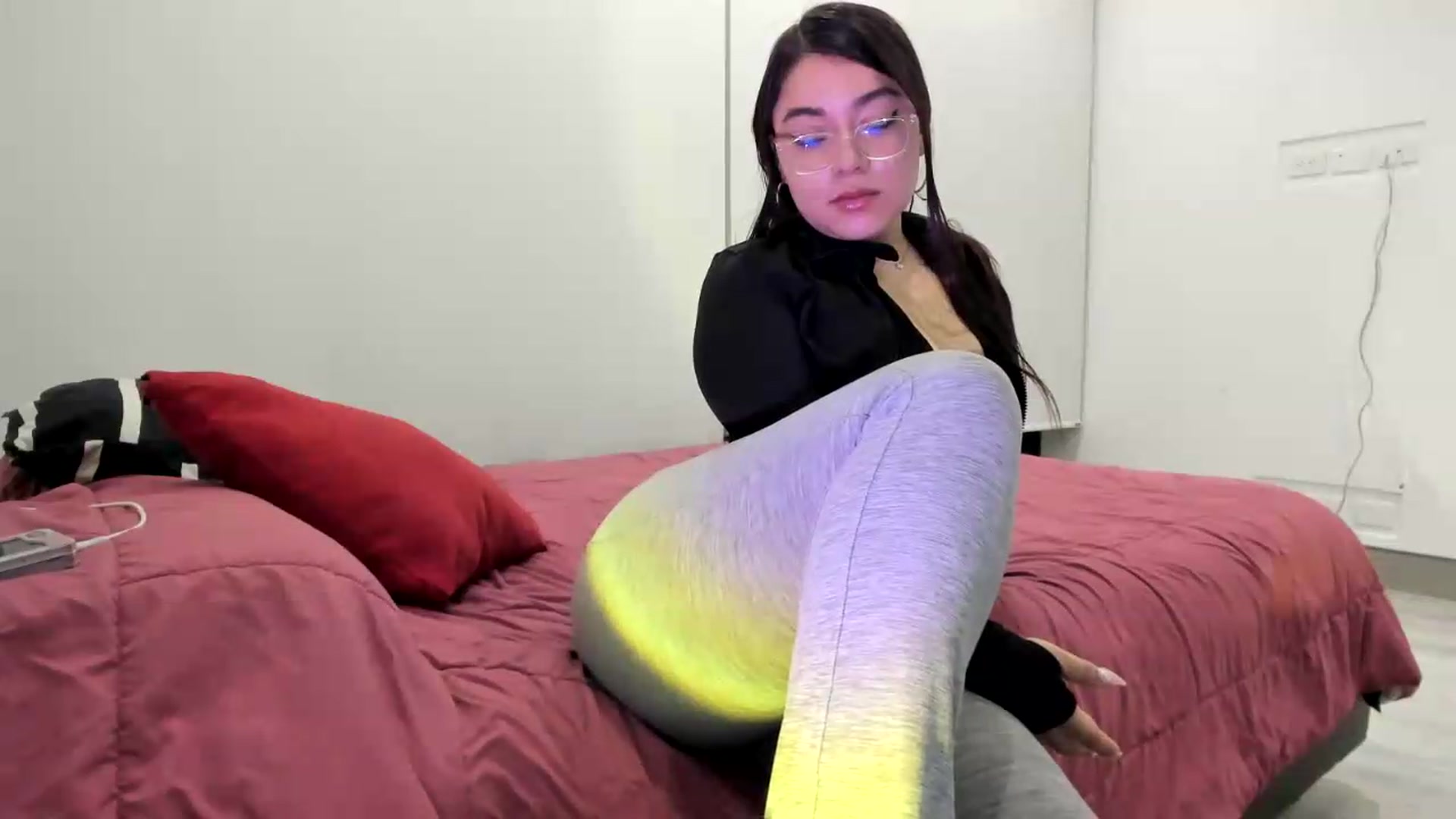 Gallery image thumbnail from Emoon's myfreecams stream on, 07/23/2026, 09:02 image 17 of 20