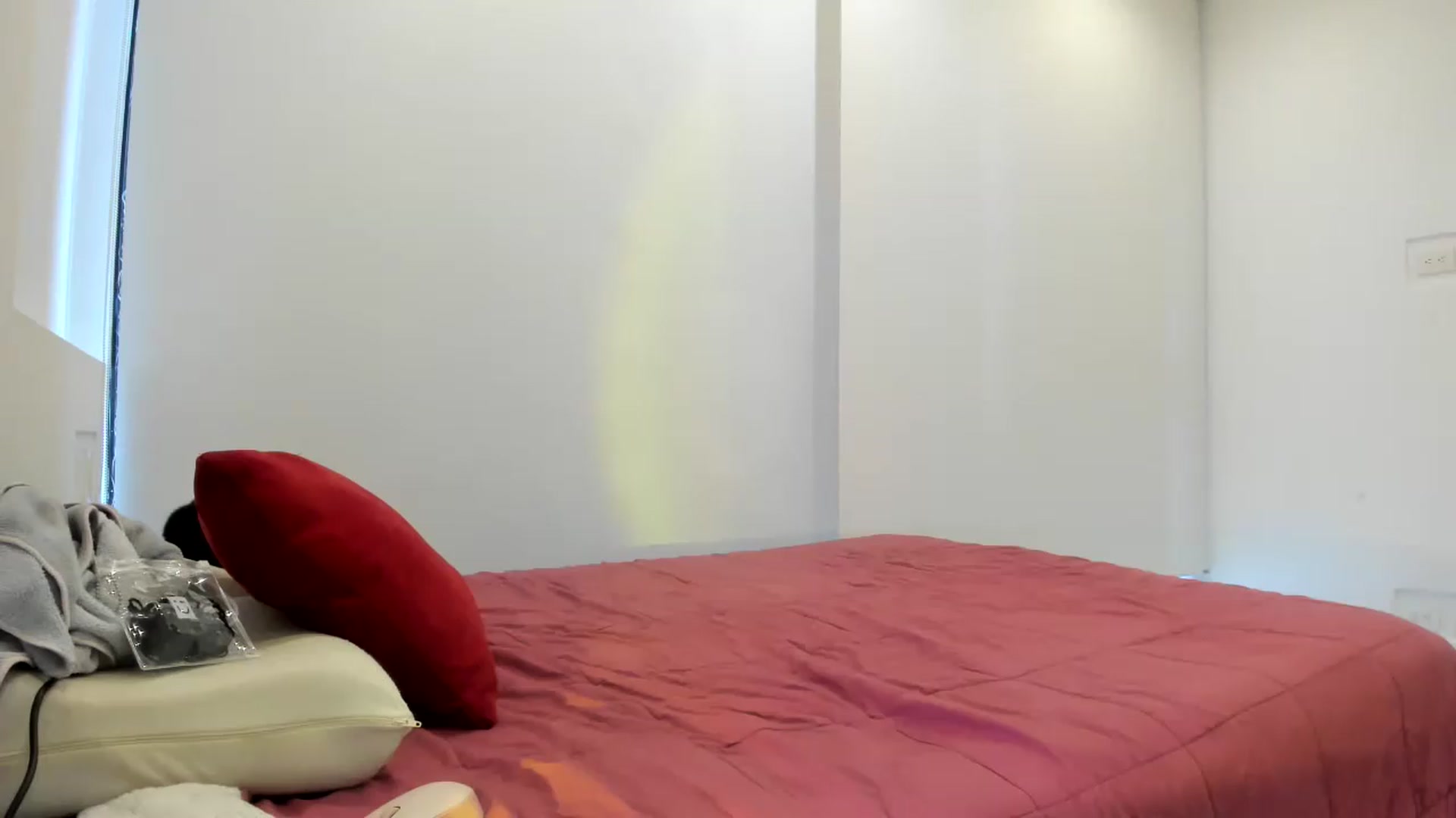 Gallery image thumbnail from Emoon's myfreecams stream on, 08/14/2026, 22:35 image 2 of 20