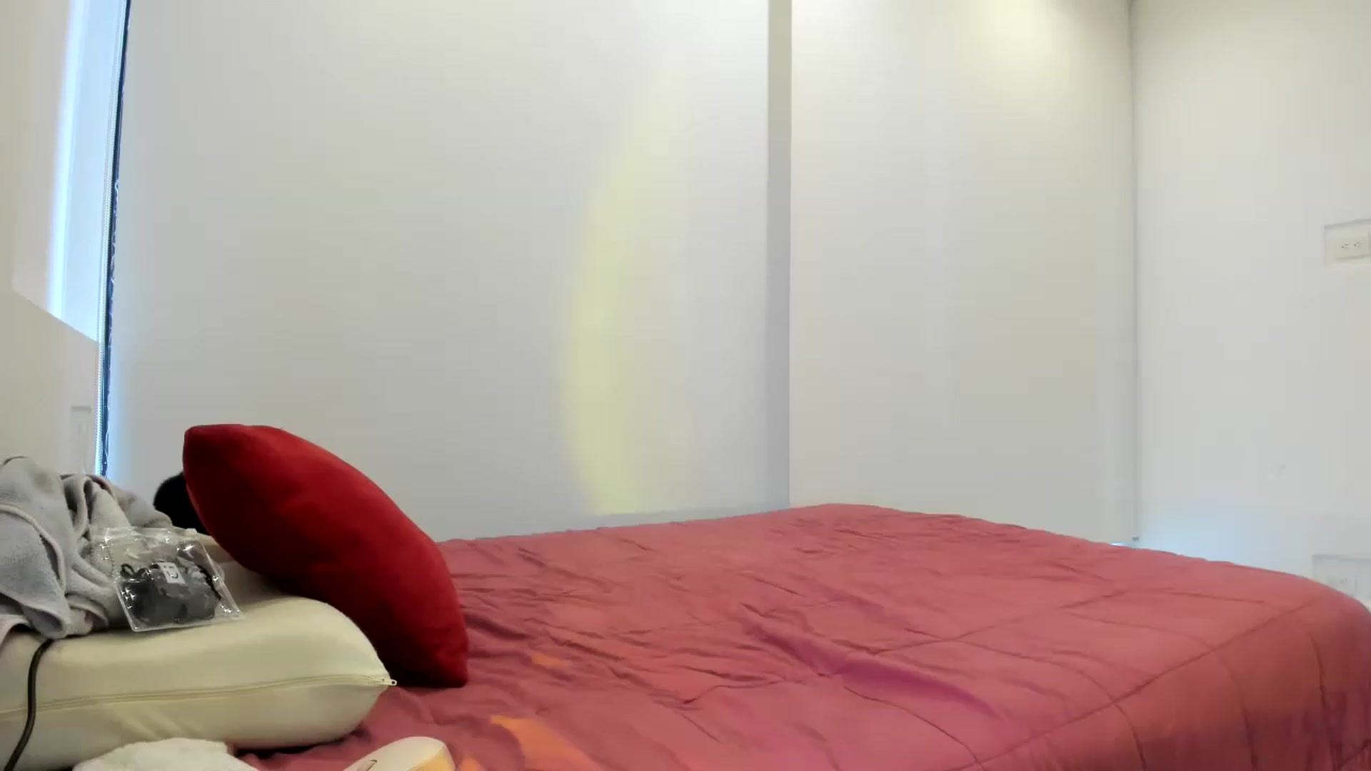 Gallery image thumbnail from Emoon's myfreecams stream on, 08/14/2026, 22:35 image 4 of 20