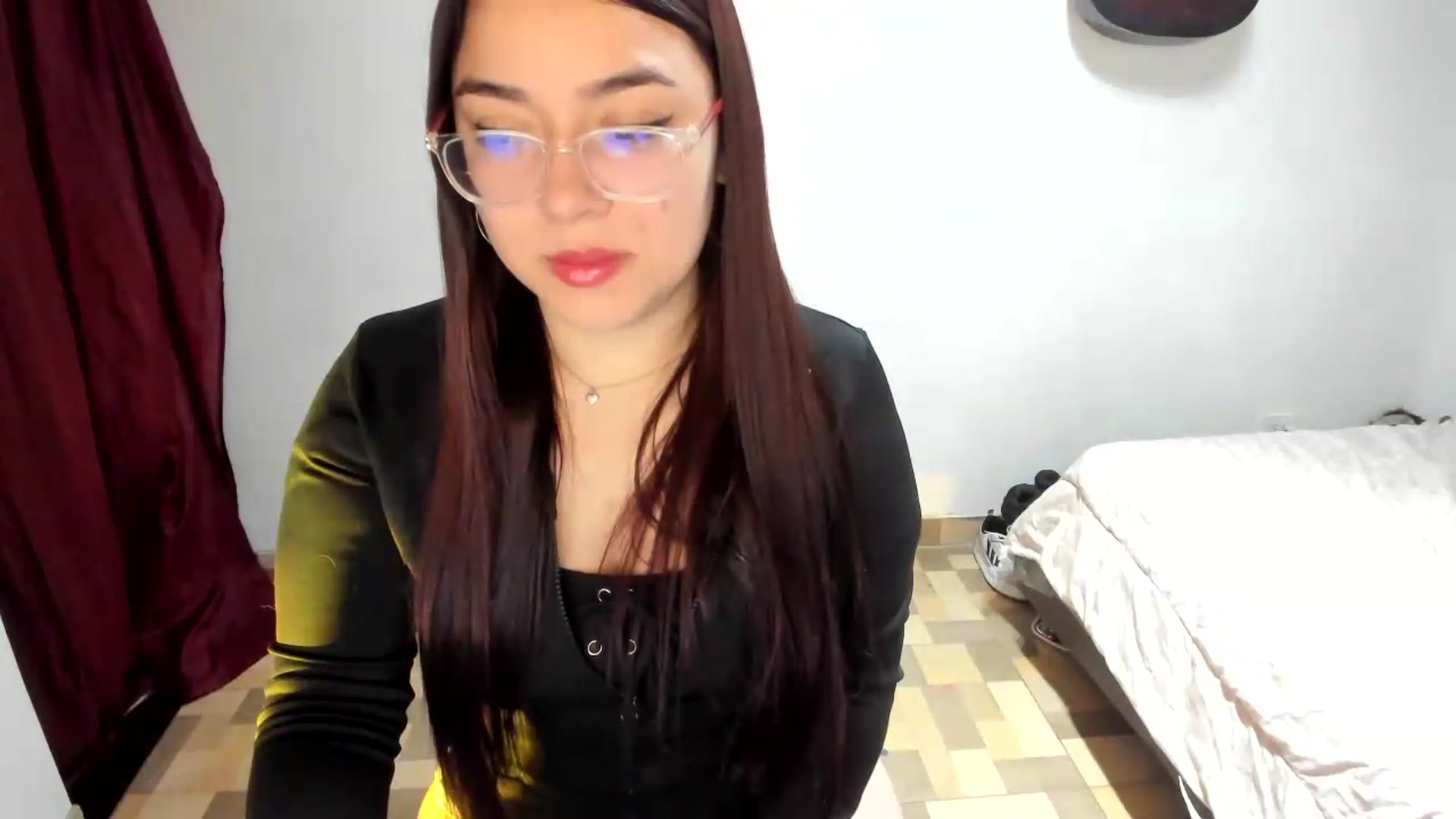 Gallery image thumbnail from Emoon's myfreecams stream on, 08/17/2026, 08:46 image 11 of 20