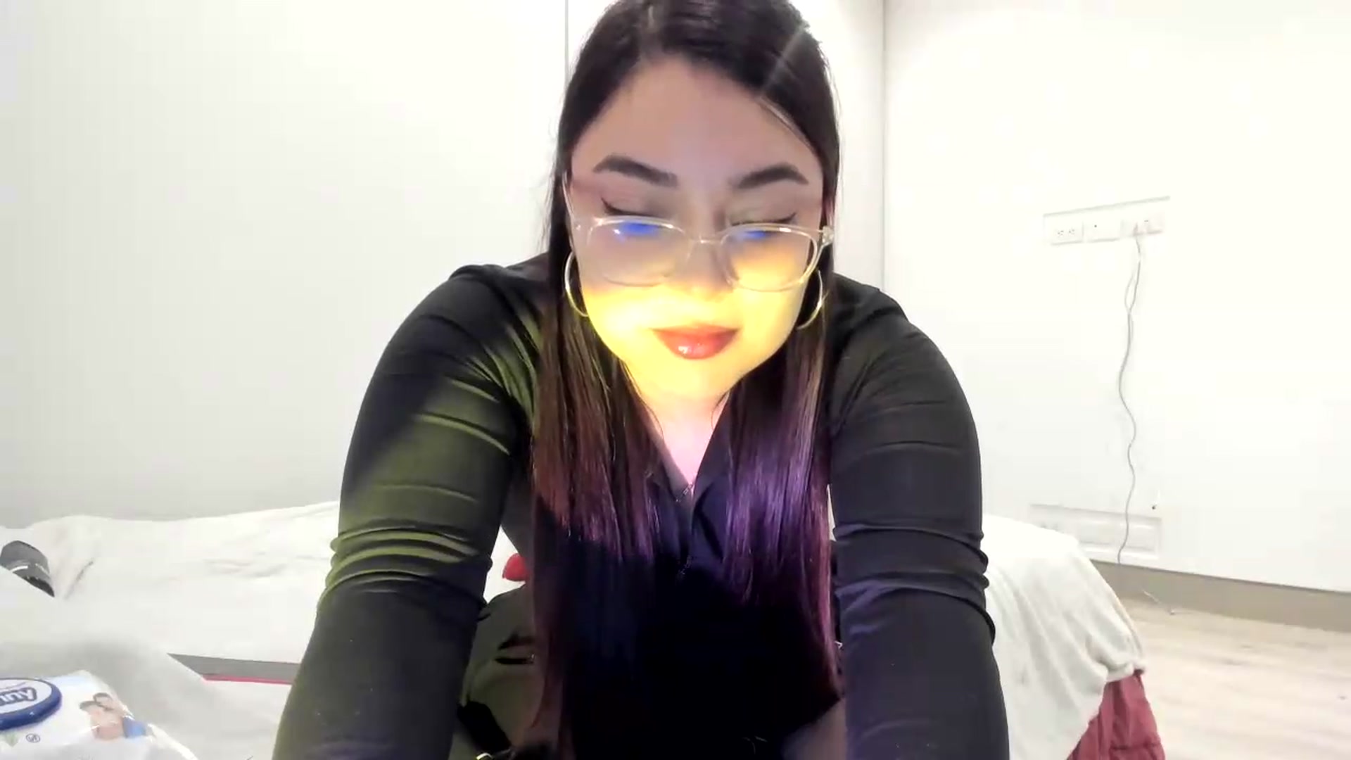 Gallery image thumbnail from Emoon's myfreecams stream on, 08/22/2026, 08:58 image 3 of 20