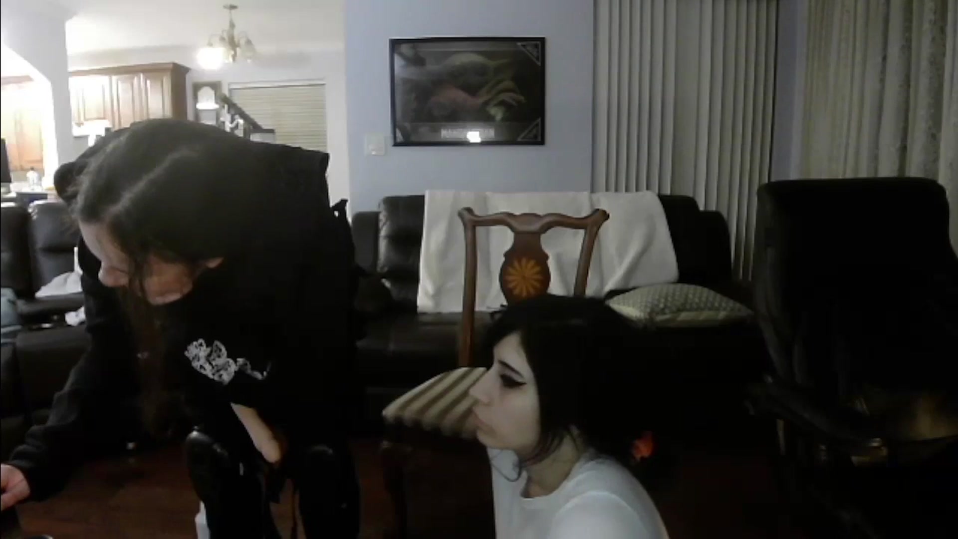 Gallery image thumbnail from Emoxbunny's myfreecams stream on, 11/25/2023, 07:18 image 4 of 20