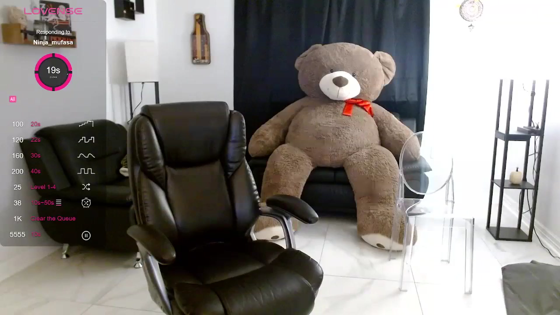 Gallery image thumbnail from Emoxbunny's myfreecams stream on, 11/27/2023, 18:53 image 2 of 20