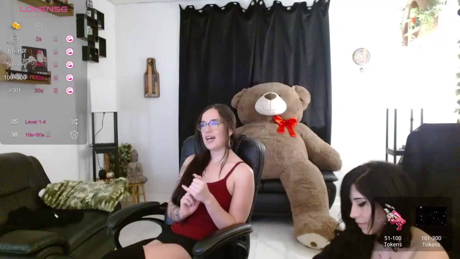Gallery image thumbnail from Emoxbunny's myfreecams stream on, 11/30/2023, 21:08 image 20 of 20