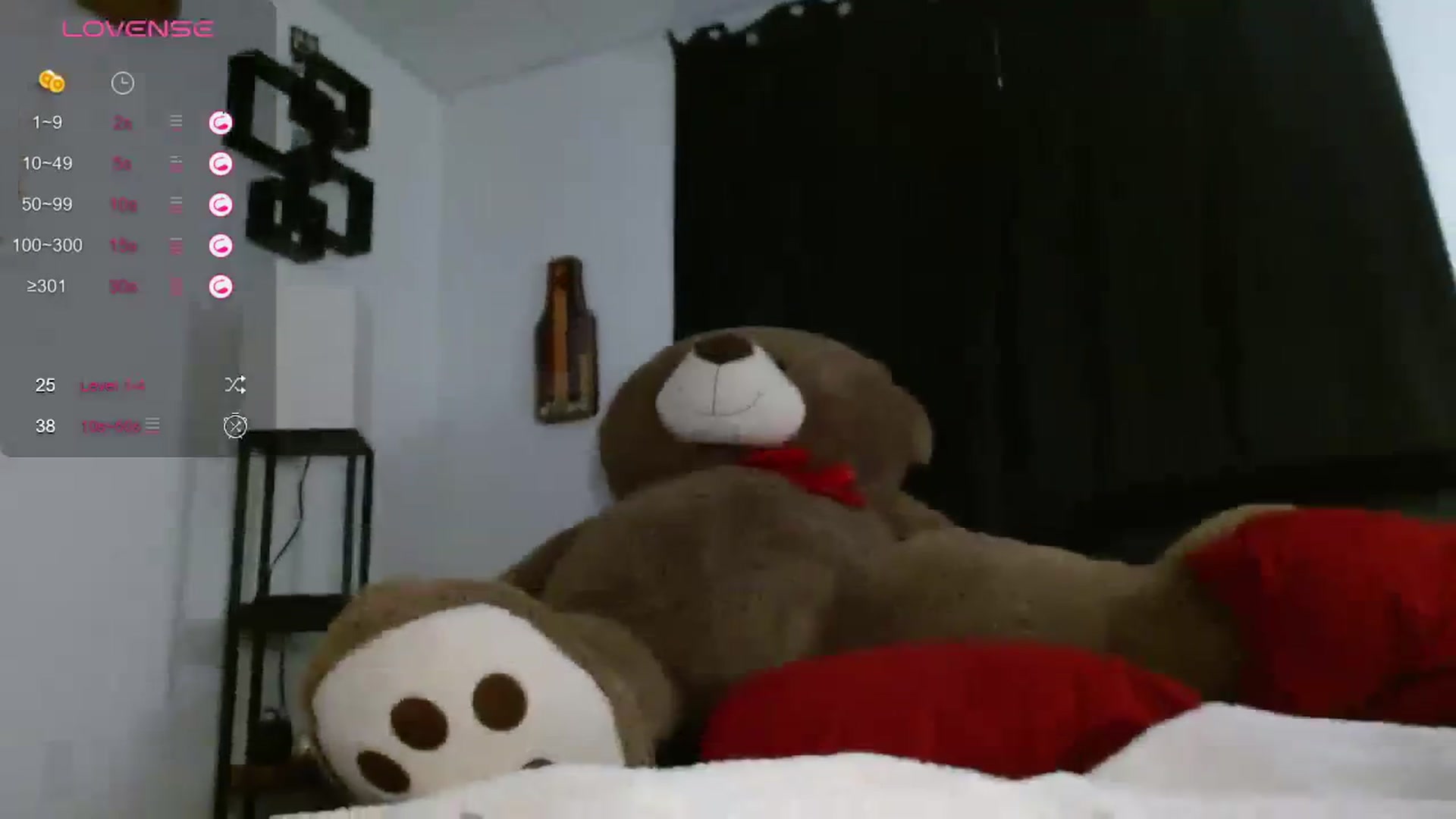 Gallery image thumbnail from Emoxbunny's myfreecams stream on, 12/02/2023, 17:30 image 4 of 20