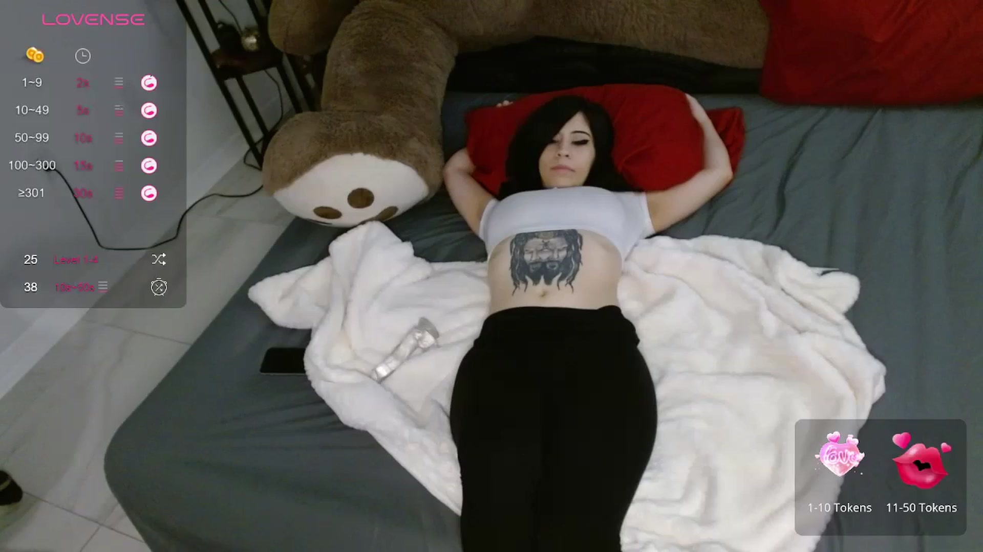 Gallery image thumbnail from Emoxbunny's myfreecams stream on, 12/02/2023, 17:30 image 1 of 20