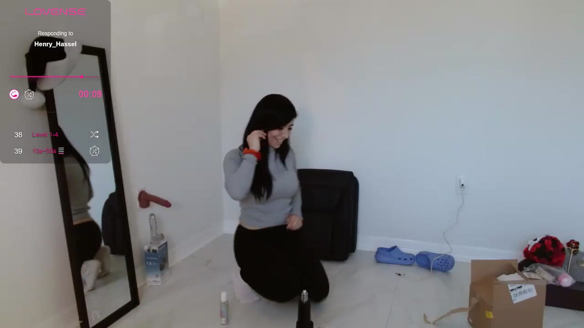 Gallery image thumbnail from Emoxbunny's myfreecams stream on, 12/11/2023, 17:12 image 4 of 20