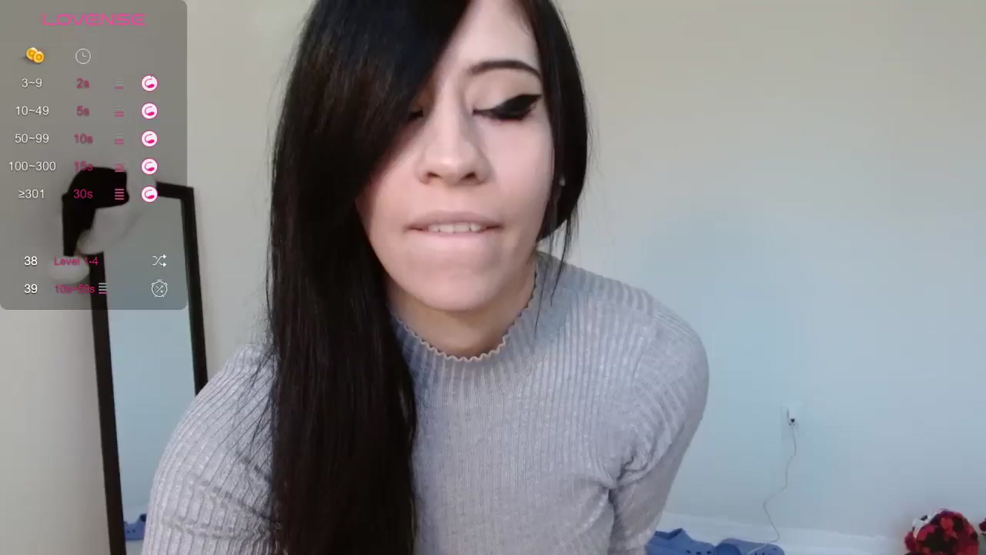 Gallery image thumbnail from Emoxbunny's myfreecams stream on, 12/11/2023, 17:12 image 1 of 20