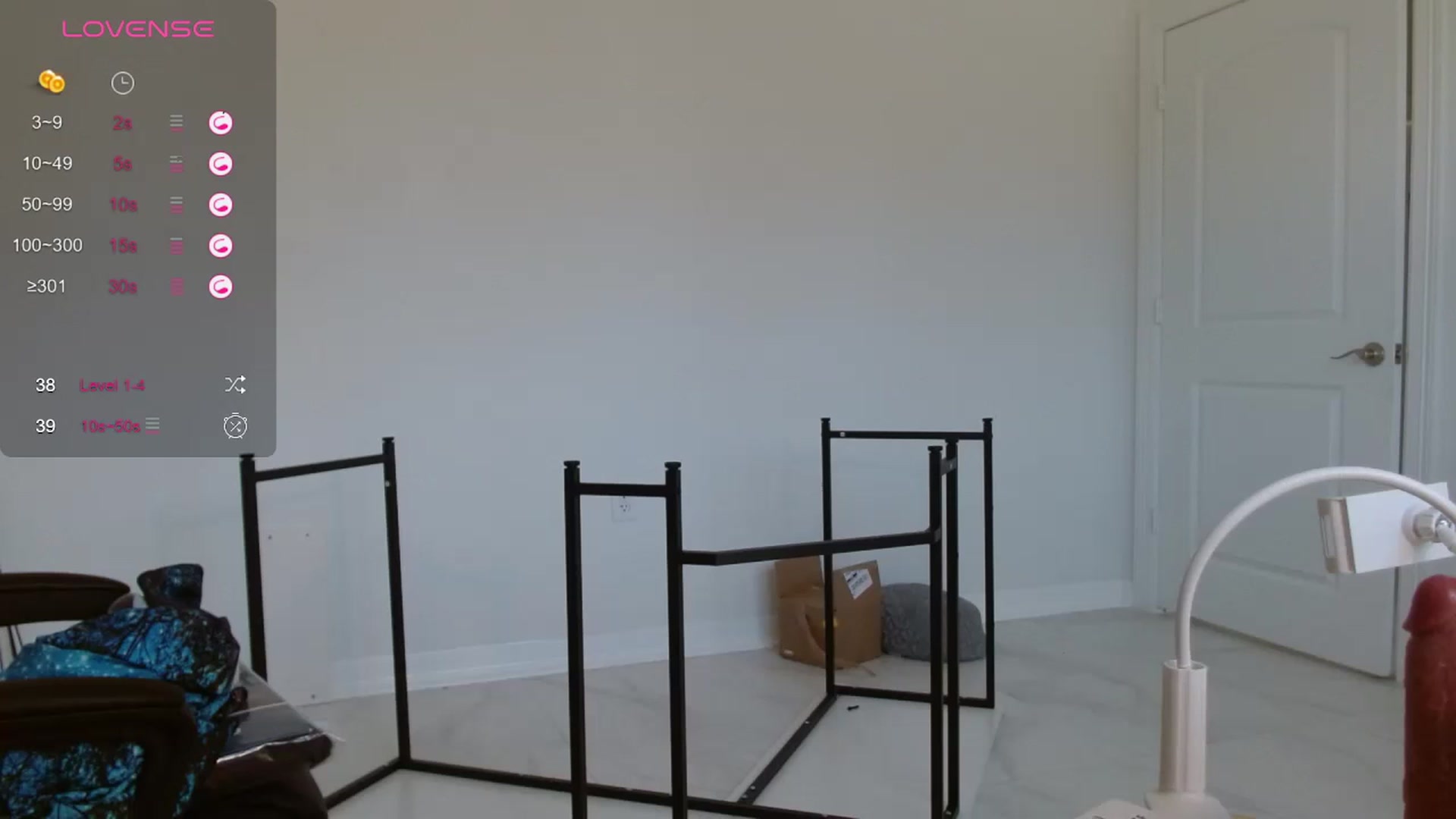 Gallery image thumbnail from Emoxbunny's myfreecams stream on, 12/12/2023, 18:58 image 3 of 20