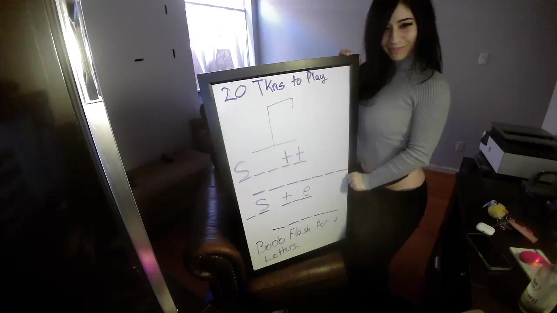 Gallery image thumbnail from Emoxbunny's myfreecams stream on, 12/17/2023, 17:03 image 7 of 20