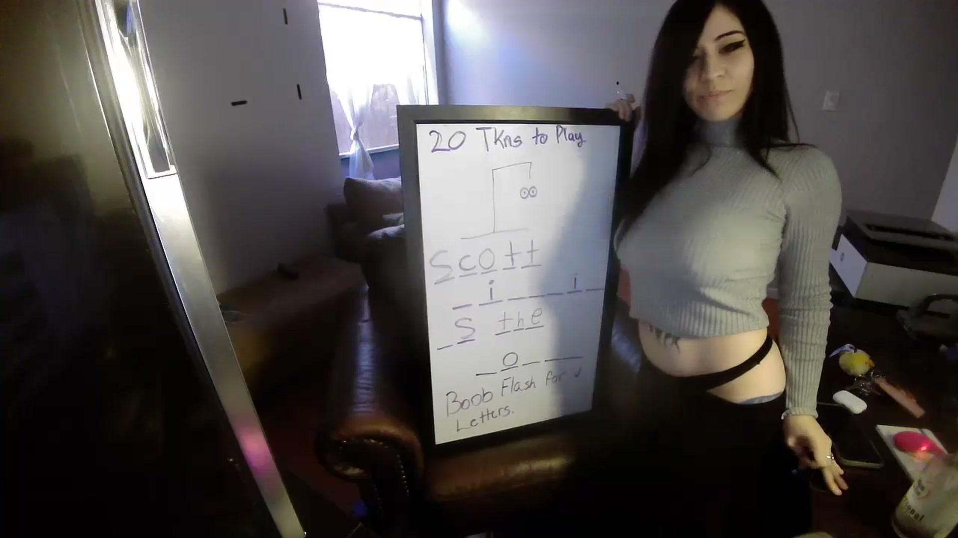 Gallery image thumbnail from Emoxbunny's myfreecams stream on, 12/17/2023, 17:03 image 11 of 20