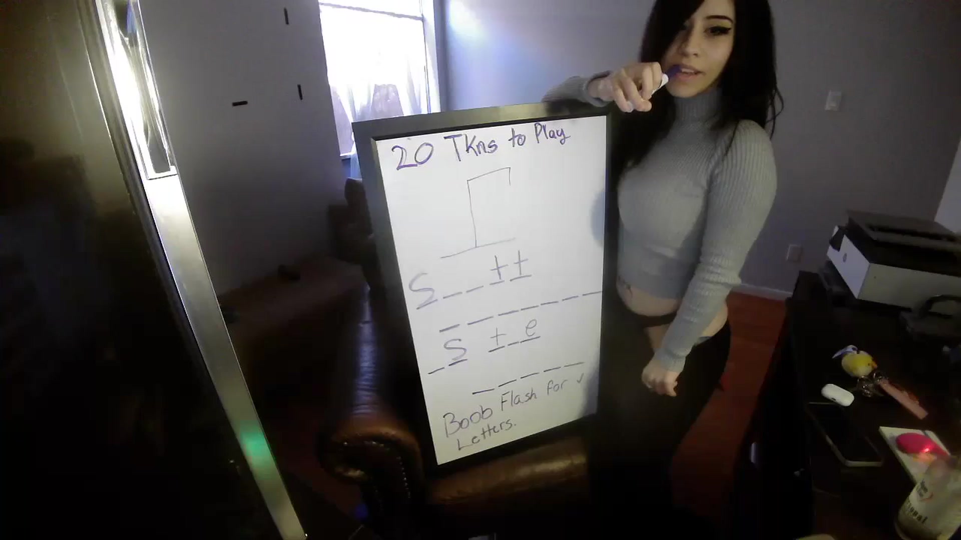 Gallery image thumbnail from Emoxbunny's myfreecams stream on, 12/17/2023, 17:03 image 8 of 20