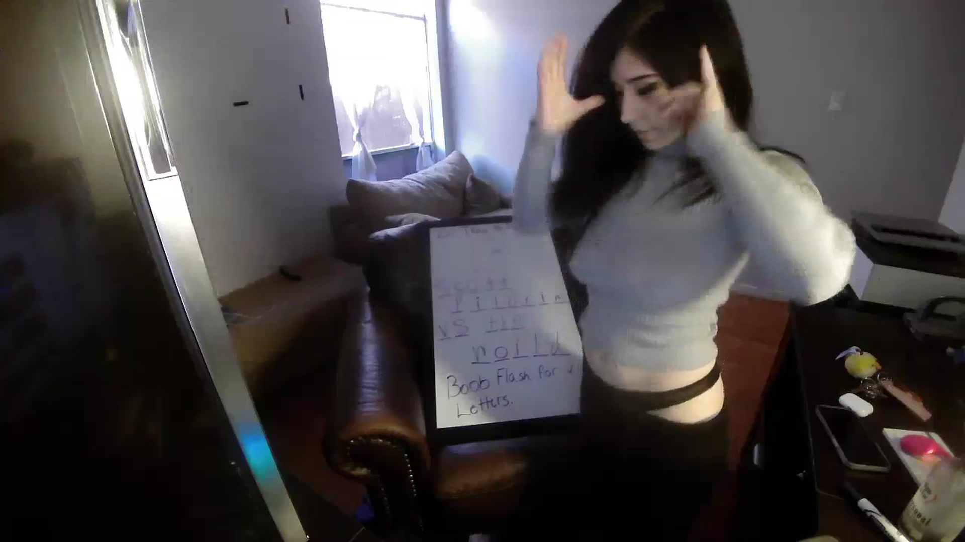 Gallery image thumbnail from Emoxbunny's myfreecams stream on, 12/17/2023, 17:03 image 13 of 20
