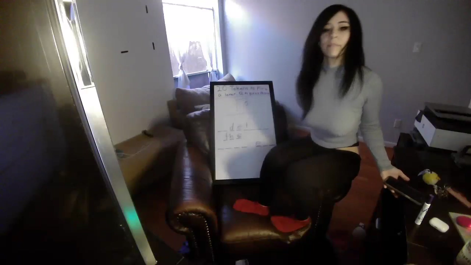 Gallery image thumbnail from Emoxbunny's myfreecams stream on, 12/17/2023, 17:24 image 12 of 20