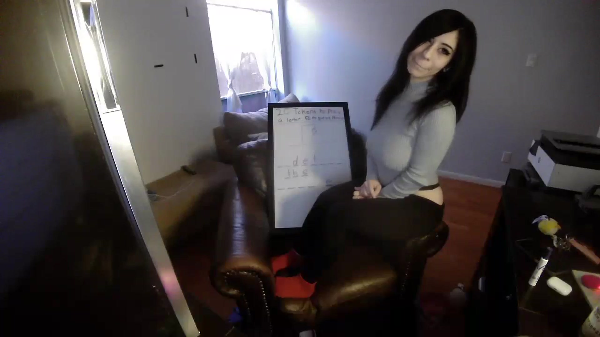 Gallery image thumbnail from Emoxbunny's myfreecams stream on, 12/17/2023, 17:24 image 11 of 20