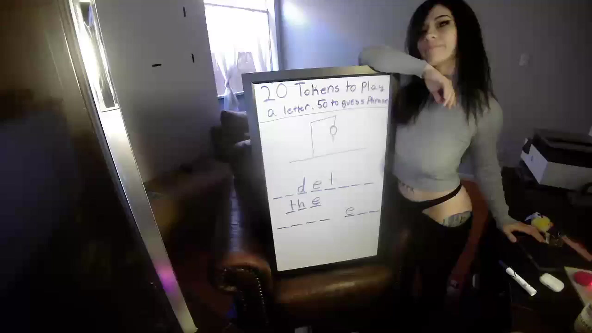 Gallery image thumbnail from Emoxbunny's myfreecams stream on, 12/17/2023, 17:24 image 9 of 20