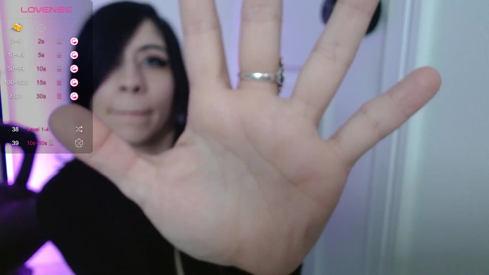 Gallery image thumbnail from Emoxbunny's myfreecams stream on, 12/26/2023, 16:51 image 19 of 20