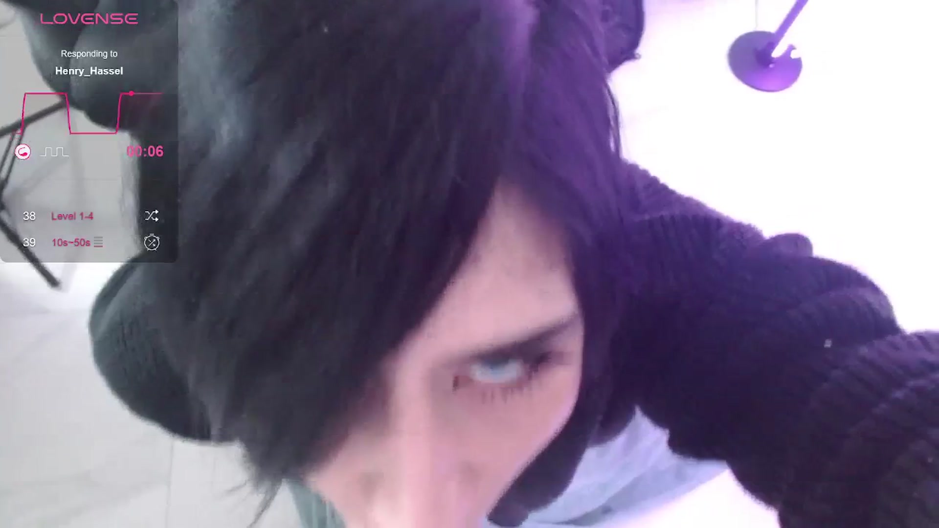 Gallery image thumbnail from Emoxbunny's myfreecams stream on, 12/26/2023, 18:24 image 11 of 20