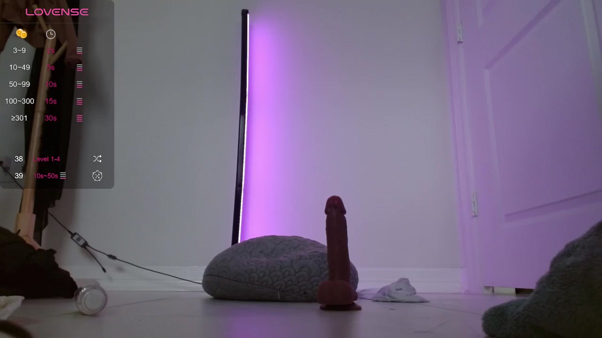 Gallery image thumbnail from Emoxbunny's myfreecams stream on, 12/26/2023, 19:35 image 14 of 20