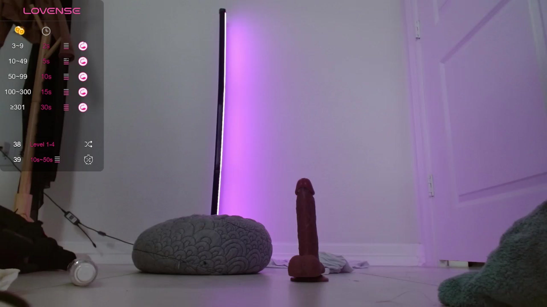 Gallery image thumbnail from Emoxbunny's myfreecams stream on, 12/26/2023, 19:35 image 13 of 20