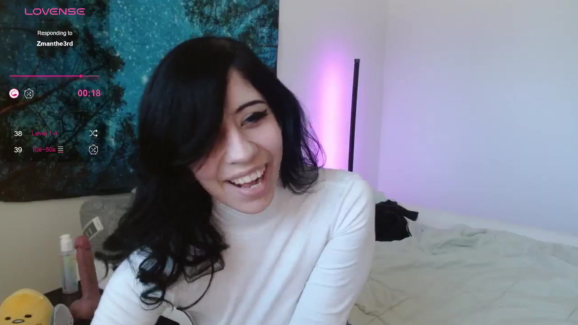 Gallery image thumbnail from Emoxbunny's myfreecams stream on, 12/29/2023, 18:56 image 11 of 20