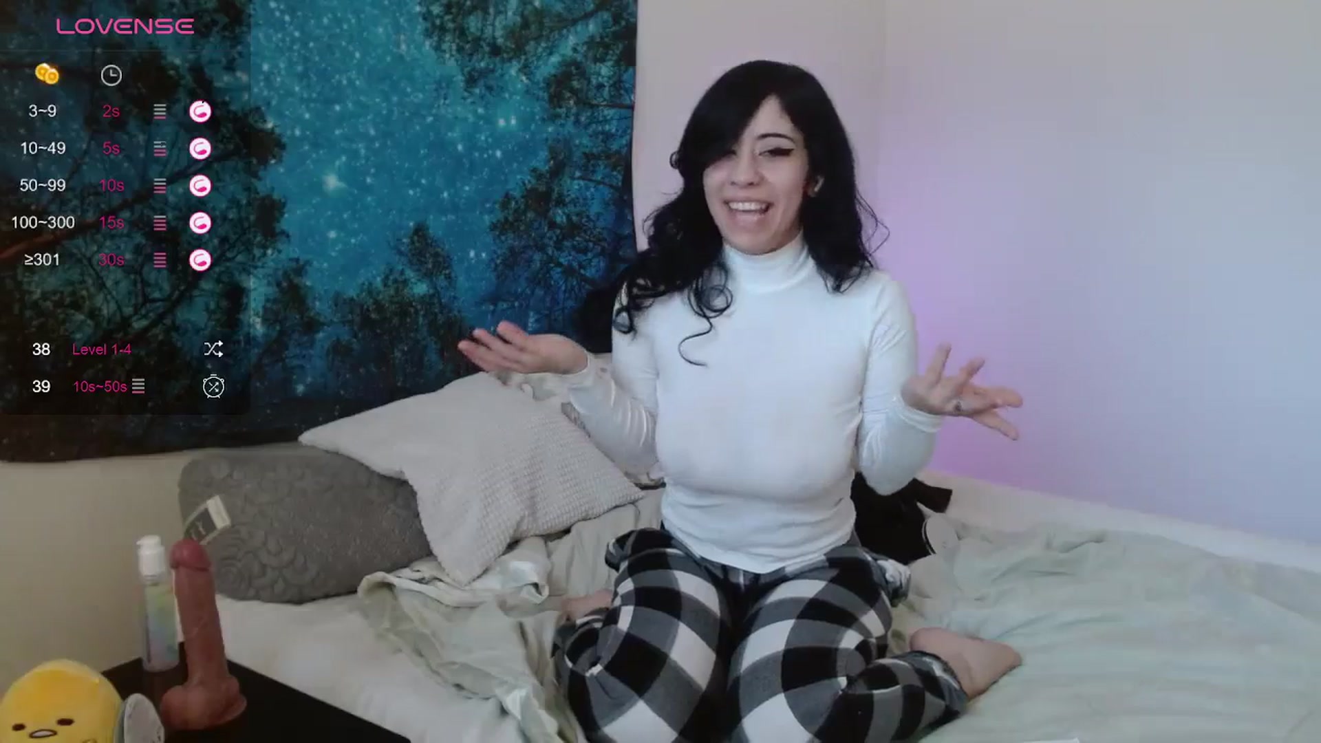 Gallery image thumbnail from Emoxbunny's myfreecams stream on, 12/29/2023, 18:56 image 7 of 20