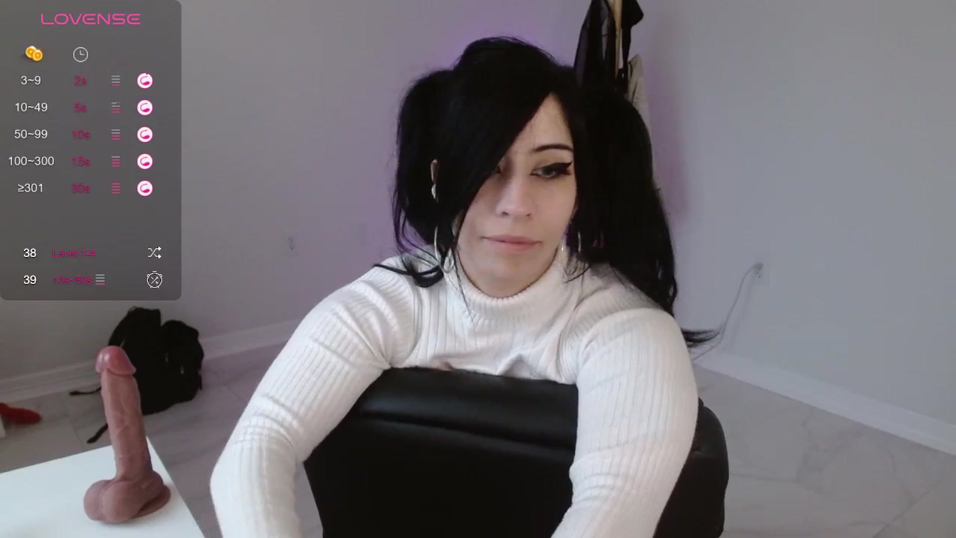 Gallery image thumbnail from Emoxbunny's myfreecams stream on, 01/02/2024, 16:29 image 19 of 20
