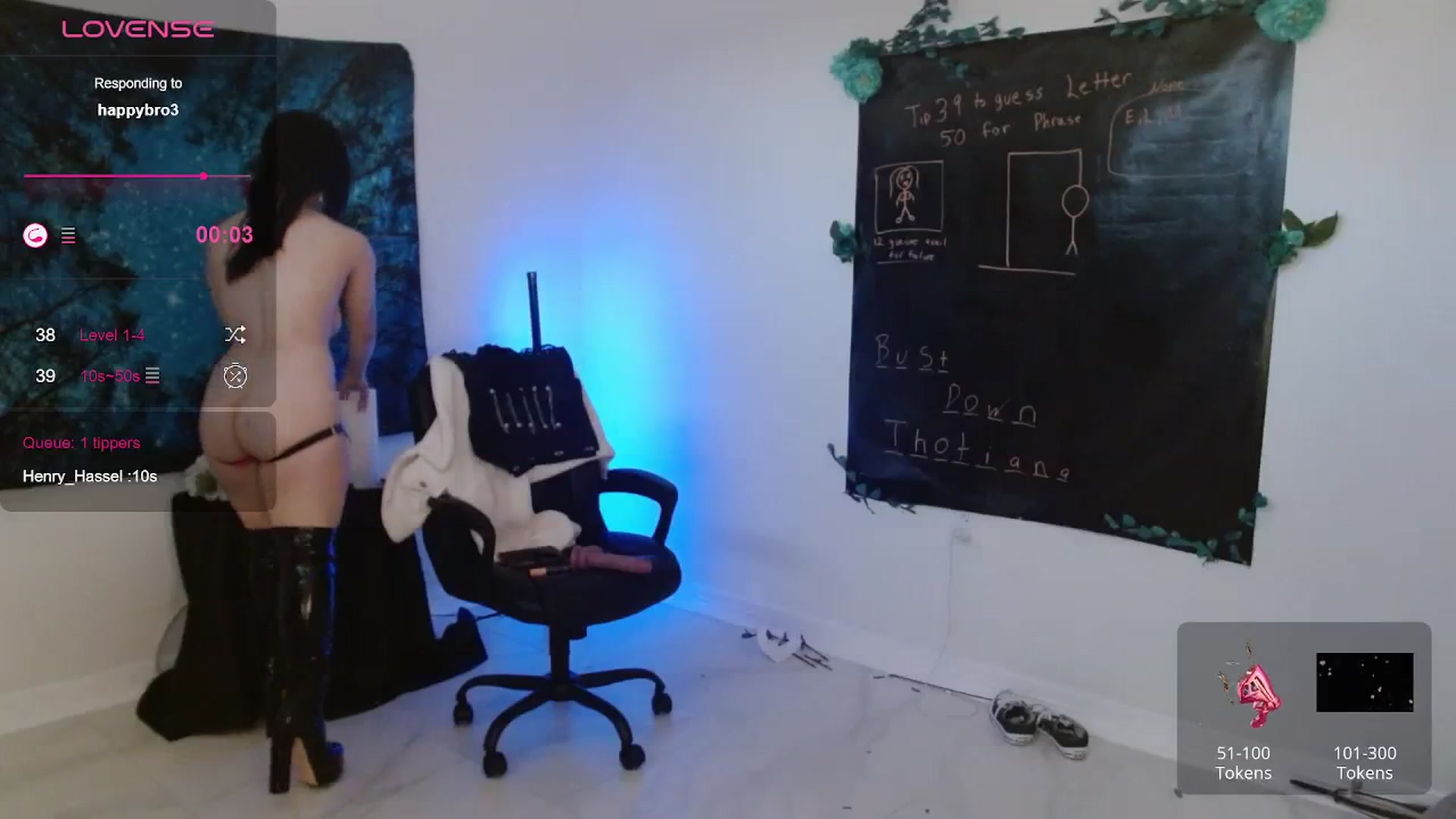 Gallery image thumbnail from Emoxbunny's myfreecams stream on, 01/03/2024, 18:03 image 14 of 20