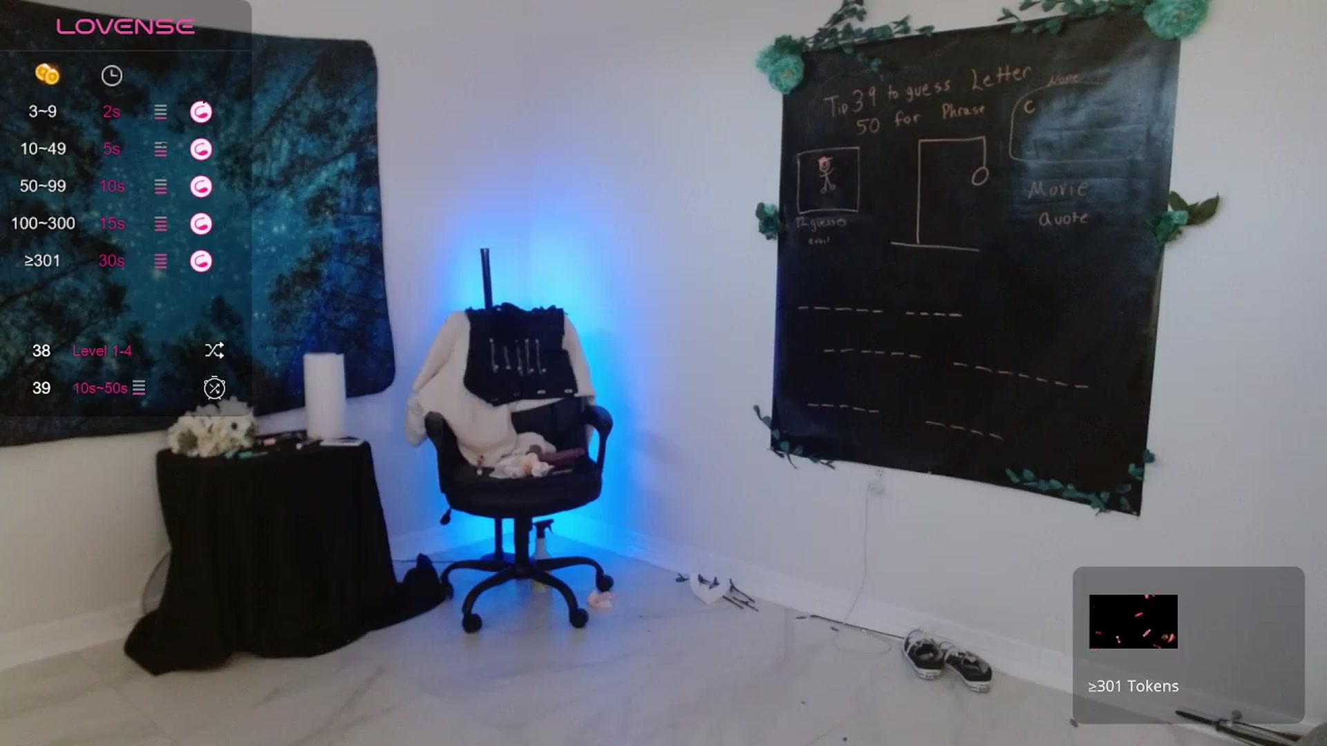 Gallery image thumbnail from Emoxbunny's myfreecams stream on, 01/03/2024, 18:03 image 17 of 20