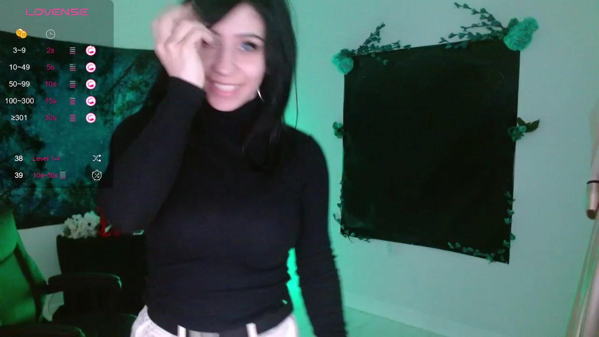 Gallery image thumbnail from Emoxbunny's myfreecams stream on, 01/05/2024, 16:18 image 2 of 20