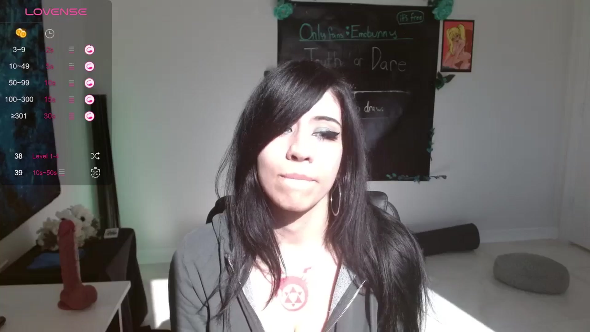 Gallery image thumbnail from Emoxbunny's myfreecams stream on, 01/13/2024, 20:38 image 18 of 20