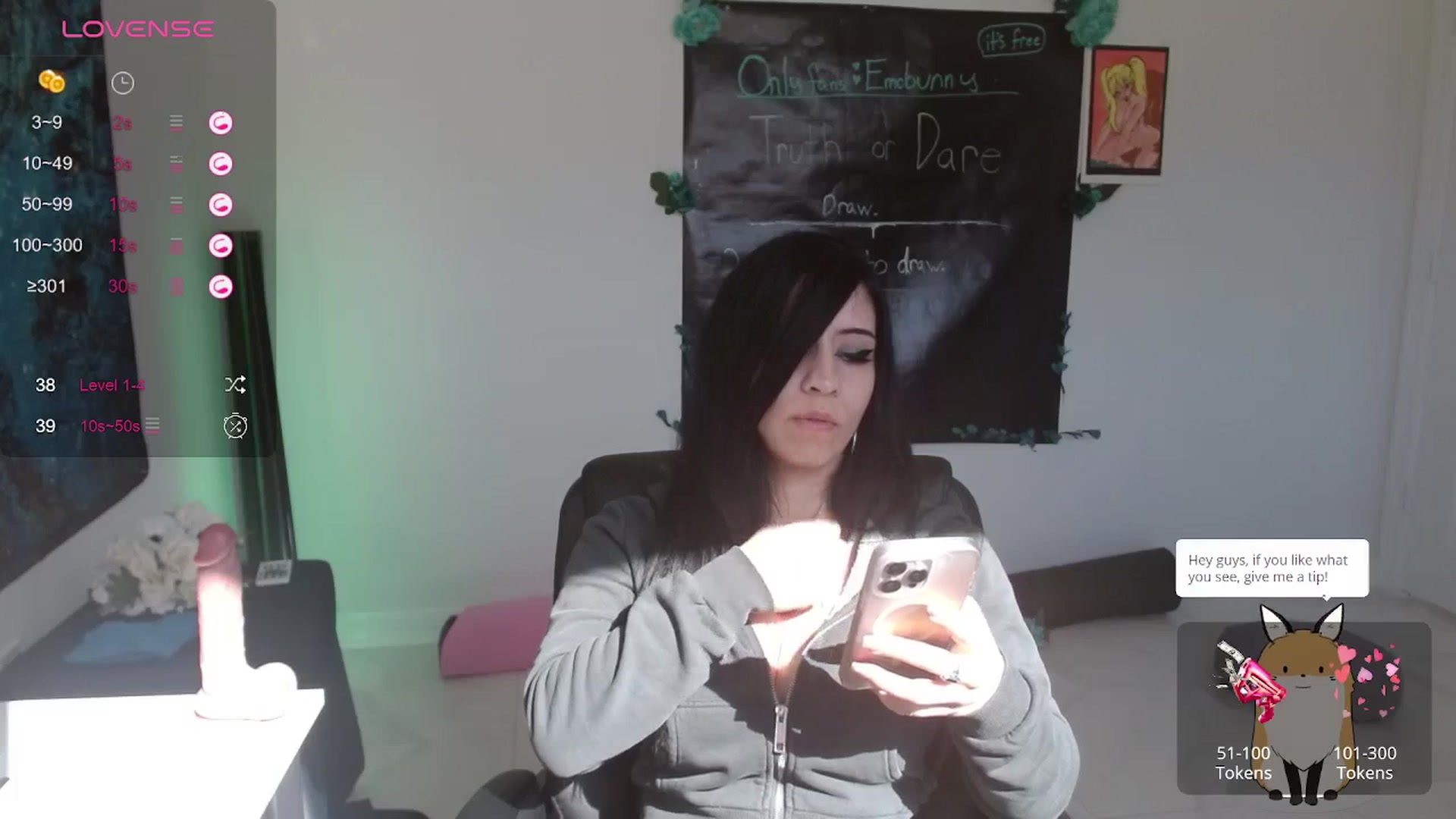 Gallery image thumbnail from Emoxbunny's myfreecams stream on, 01/13/2024, 20:38 image 9 of 20