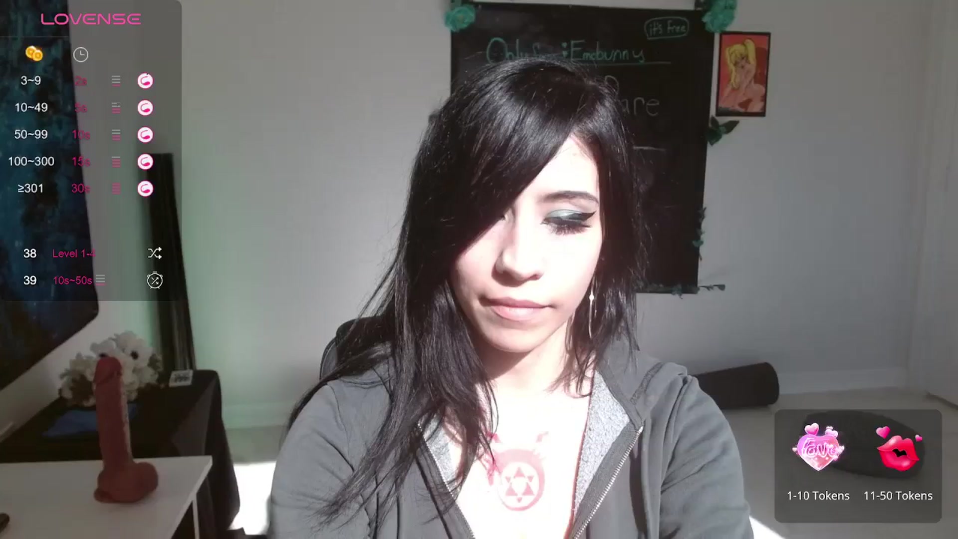 Gallery image thumbnail from Emoxbunny's myfreecams stream on, 01/13/2024, 20:38 image 17 of 20